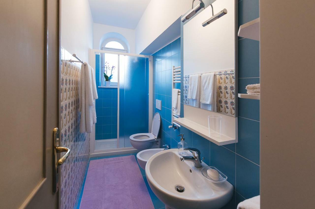 Casa De Angelis Orange & Blue Apartment Сант'Агнело Екстериор снимка